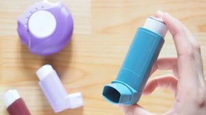 Bukan Cuma Alat Bantu Napas: Gimana Smart Inhaler Ubah Cara Lo Kelola Asma