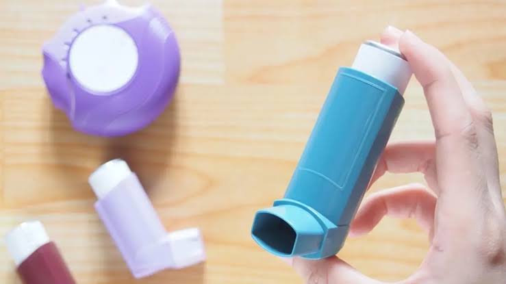 Bukan Cuma Alat Bantu Napas: Gimana Smart Inhaler Ubah Cara Lo Kelola Asma